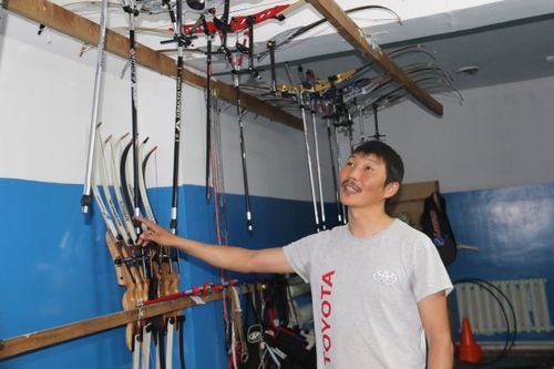 ЧҮТКҮЛ ЧҮГЛЕ СПОРТКА ЭВЕС, АЖЫЛ-ИШКЕ БАЗА ХЕРЕК