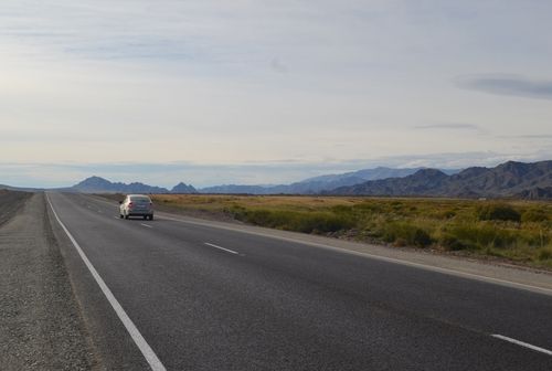 Ийи-Тал – Баян-Кол аразында