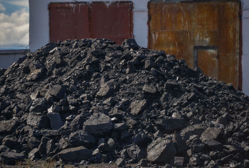 Бо чылын 205 өг-бүле социал хөмүрнү алыр