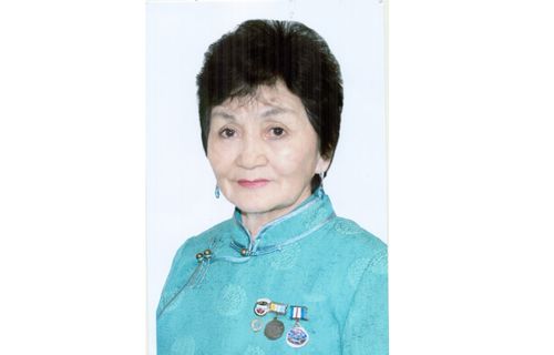 Төлептиг эмчи, чогаалчы ава