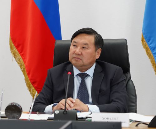 “Хөлегеден” бизнести уштуру — үргүлчүлелдиг ажыл болур