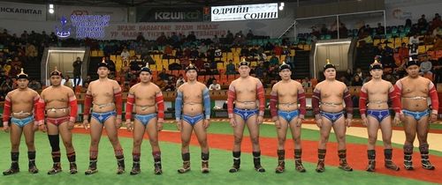 “Хана-хана” – төөгүлүг хүреш маргылдаазы