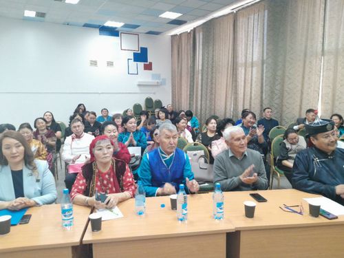 Чогаалчы болгаш үе “Сакты бердим, өңнүктерим”