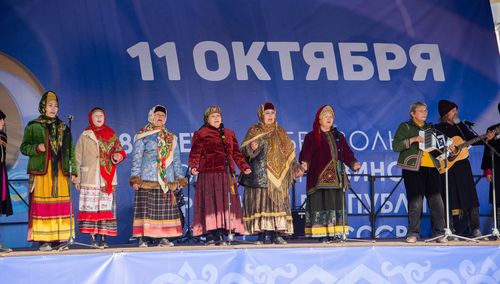 Ак-ак өглер, матрёшкалар...