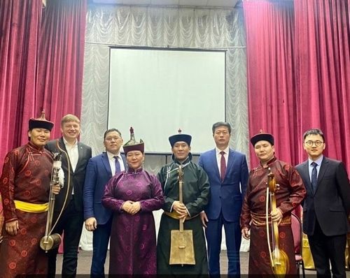 Тыва чоннуң үндезин культуразын сонуургаан