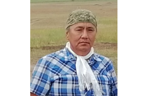 Бот-тывынгыр хөгжүмчү, шүлүкчү