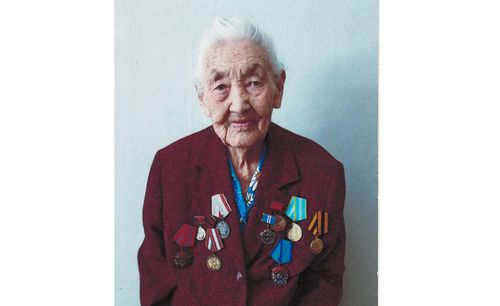 100 харлаан башкы