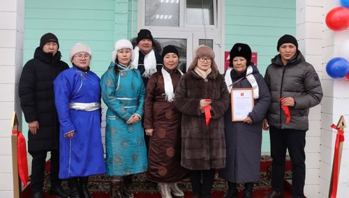 Чаа ФАП дораан-на ажык-дузазын чонга көргүзүп эгелээн