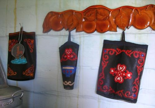 Алдын-мөңгүнден артык эдилелдер