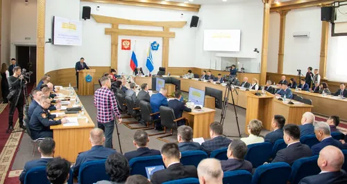 Тываның Баштыңы Чазактың ажыл-чорудулгазын илеткээн