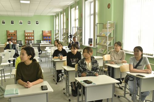 Чаа школаны эки деп үнелээн