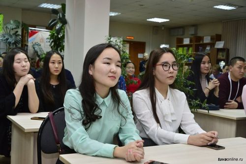 Тускай сорулгалыг өөренир 472 олутту чагаан