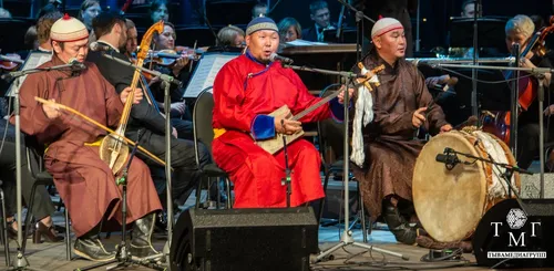 Хөйнү кайгаткан тыва хөөмей