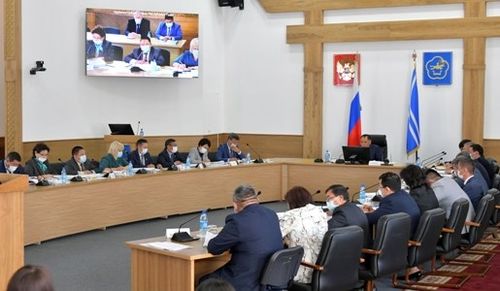 Тываның Баштыңы республика Чазааның составында өскерилгелерни кылган