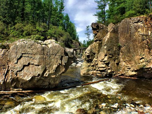 Июнь 17-ден эгелээш хөлдерже база Дүрген шуралгаанче барганының төлевирлерин чыыр.