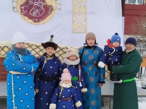 Хөй ажы-төлдүг өг-бүлелерге деткимче