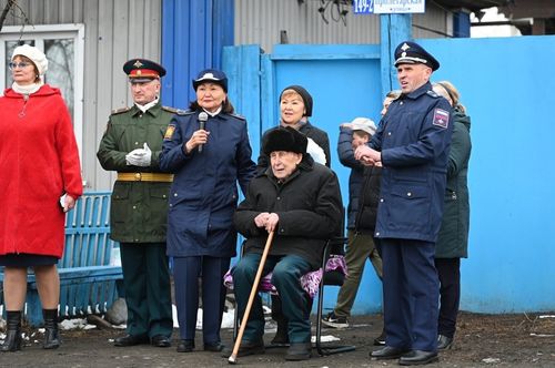 99 харлааны-биле байыр чедиргеннер