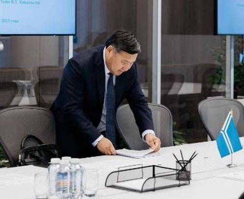 Республика бюджединиң дугайында хоойлуга атты салган