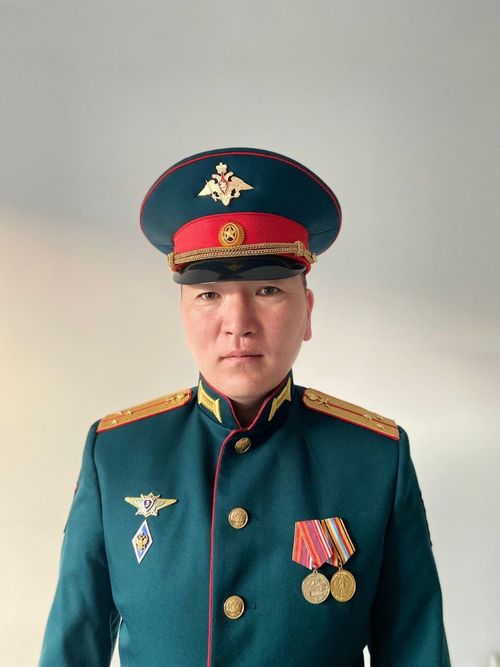 База бир Маадыр немешкен