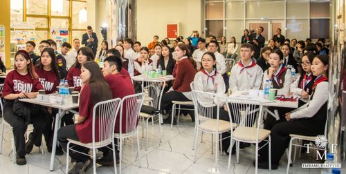 Аныяк соңгукчулар шуулганы