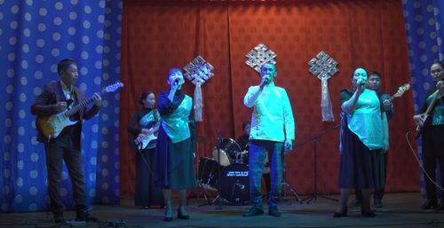 Тура дүшпейн ажылдаар