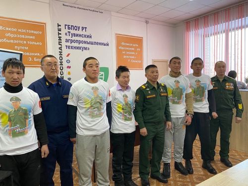 Патриоттар – кадык- чаагай амыдыралдыӊ суртаалчылары