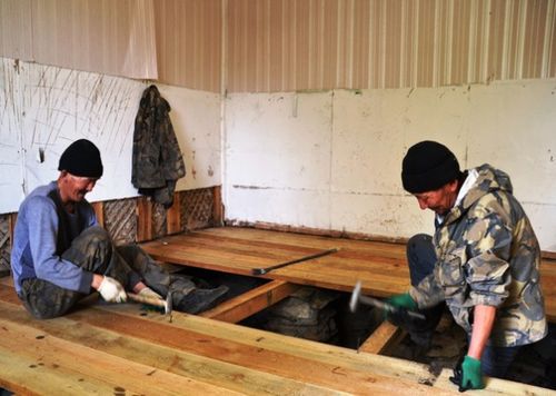 Чеди-Хөлде уругларның уран чүүл школазында