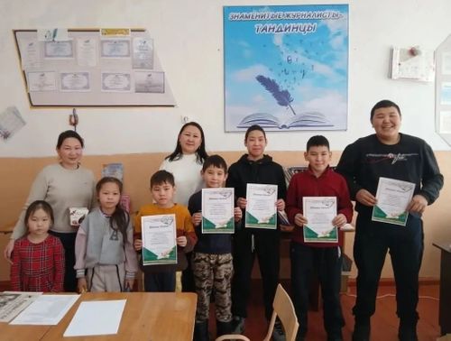 «Алдын бийир" мөөрейниң тиилекчилери