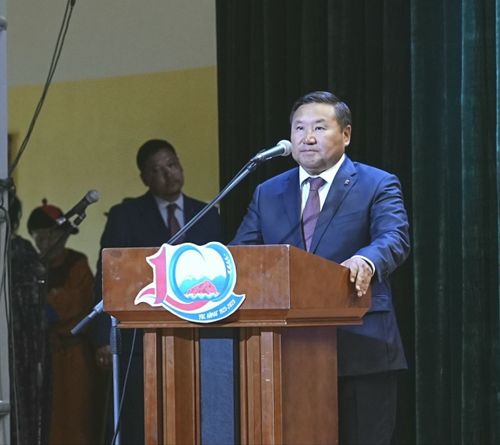 В. Ховалыг: «Кайгамчык чаңчылдарны кадагалап арттырган…»