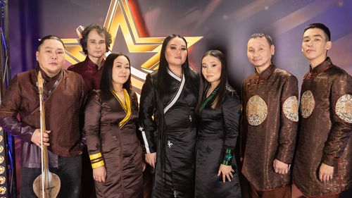 Тергииннерниң аразында