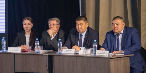 Ам база ыттар айтырыы