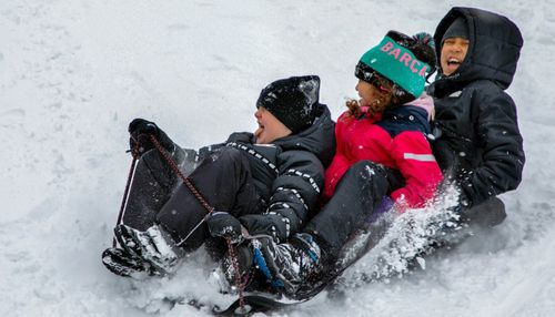 ДЫШТАНЫЛГА ДӨРТ ХОНУК УЗААР