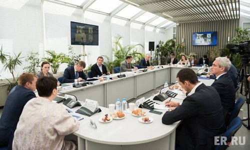 "ЧАҢГЫС ДЕМНИГ РОССИЯ" БИЗНЕСТИ ДЕТКИИРИН САНАЛДААН