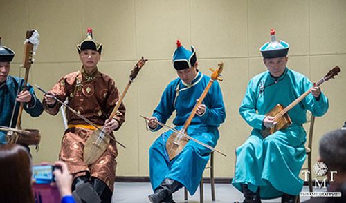 Национал политиканың өөредилгелиг шуулганы