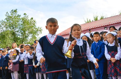 Ада-иелерге өөредилге