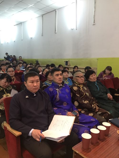 Башкы — суурнуң эң хүндүткелдиг кижизи