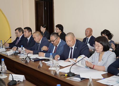 Үнелелди берген