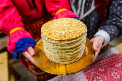 Масленица: төөгүнүң байырлалы