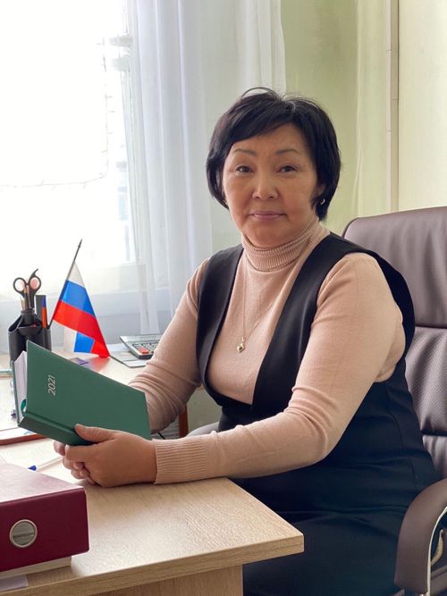 ЧЫРЫТКЫЛЫГ ШКОЛАНЫҢ ЧЫМЫШ-ИШЧИ ДИРЕКТОРУ