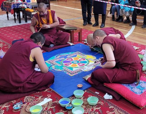 Ченрезиг Бурганының мандалазын бузар езулал апрель 2-де болур