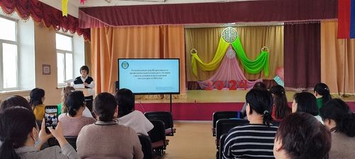 Тыва дыл болгаш чогаал башкыларынга өөредиглиг семинар