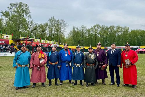 Чоннуң төлептиг оглунга тураскааткан хүреш