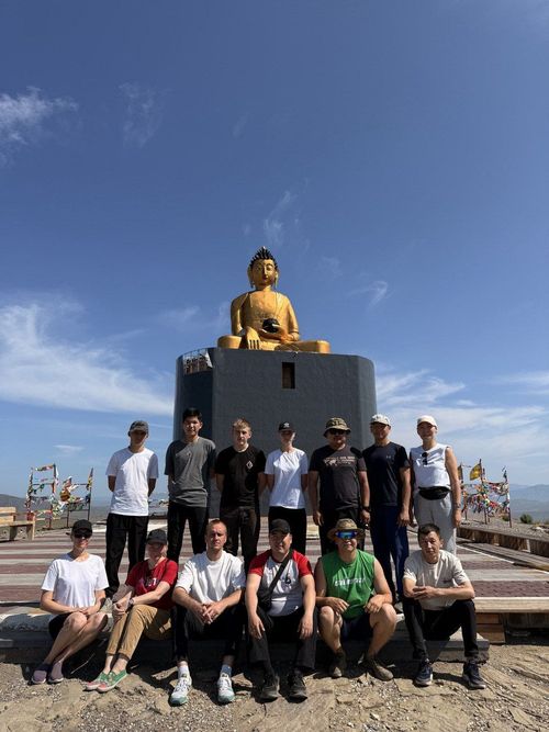 Наркоконтроль ажылдакчылары Кызылдың профессионал өөредилге черлериниң студентилери-биле кады Дөгээ даанче үнүүшкүннү кылган