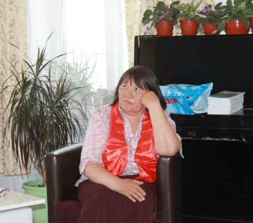 Үжен үштүң түрлүг соруун тудуп...