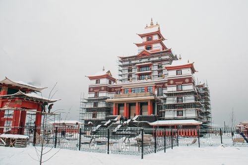 Чаа хүрээниң тудуу адакталып турар