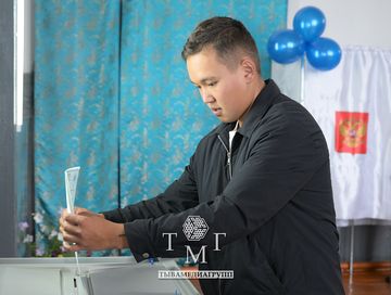 Келир үе дээш...