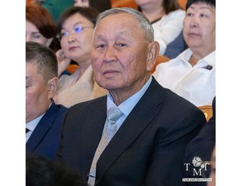 Тываның Баштыңының албан-дужаалын хүлээнген байырлыг ёзулал соонда бодалдар