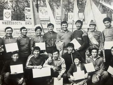 Өвүр черниң «эзирлери»