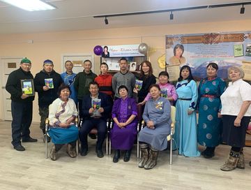 Чогаалчы кадыннар-биле ужуражылга