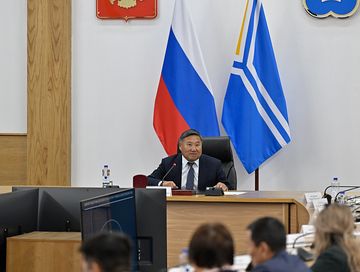 Тываның чурттакчылары соңгулдаларга Владислав Ховалыгны деткээн